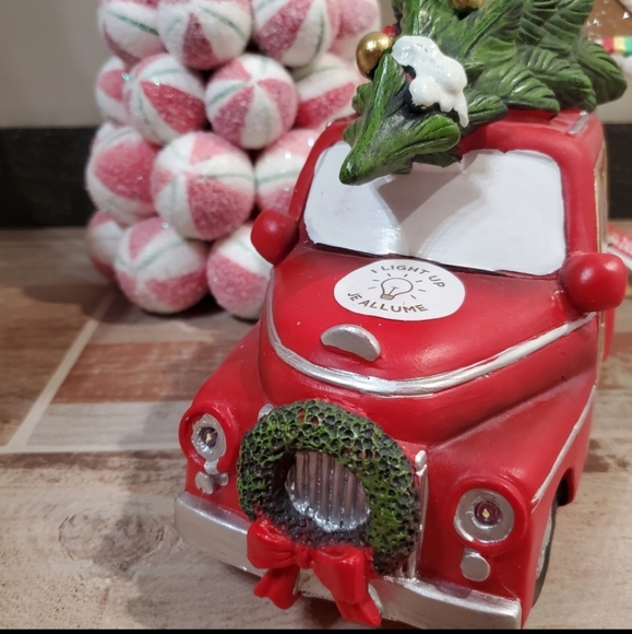 Vintage Holiday Car - Picture 8 of 8